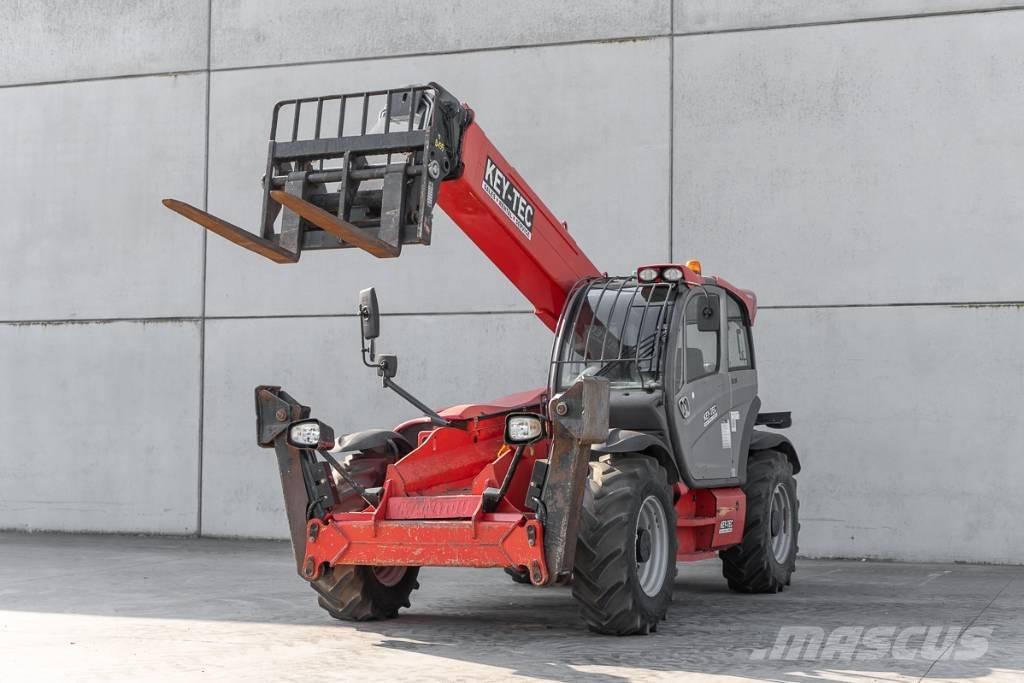 Manitou MT 1440 伸縮臂操作車