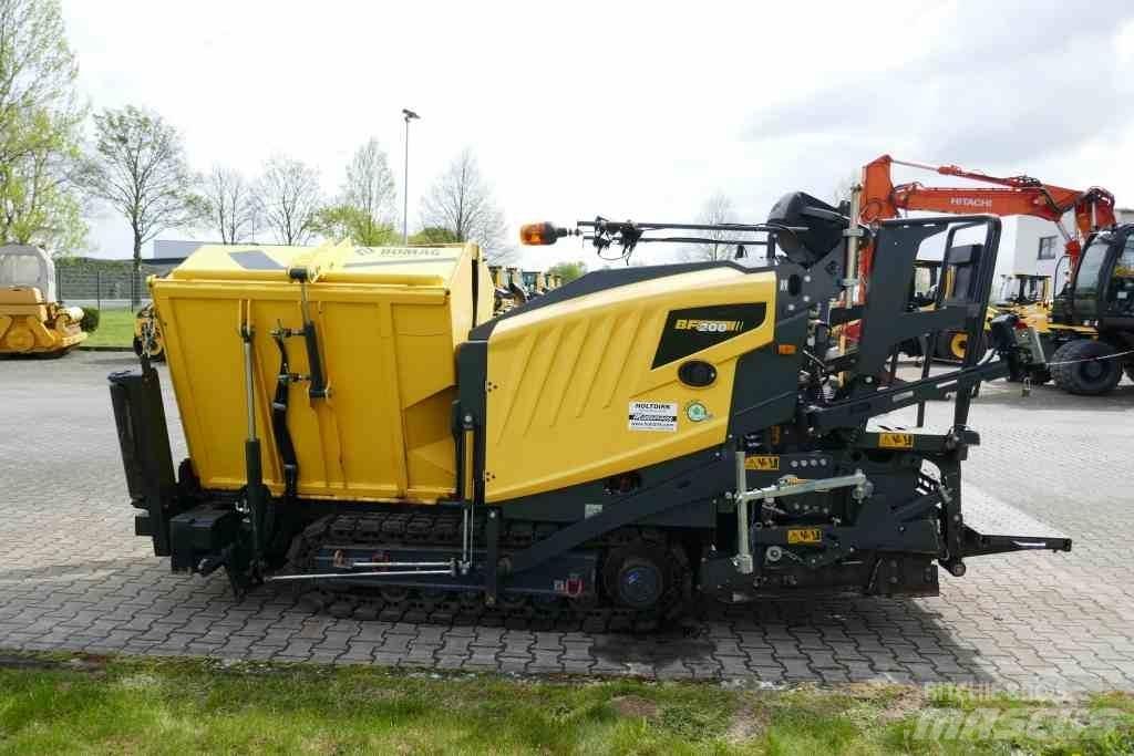 Bomag BF 200 C-2 小型瀝青機