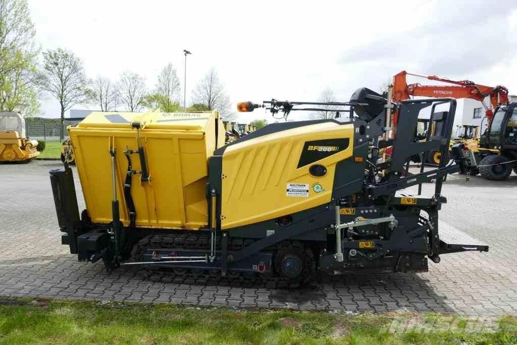 Bomag BF 200 C-2 小型瀝青機