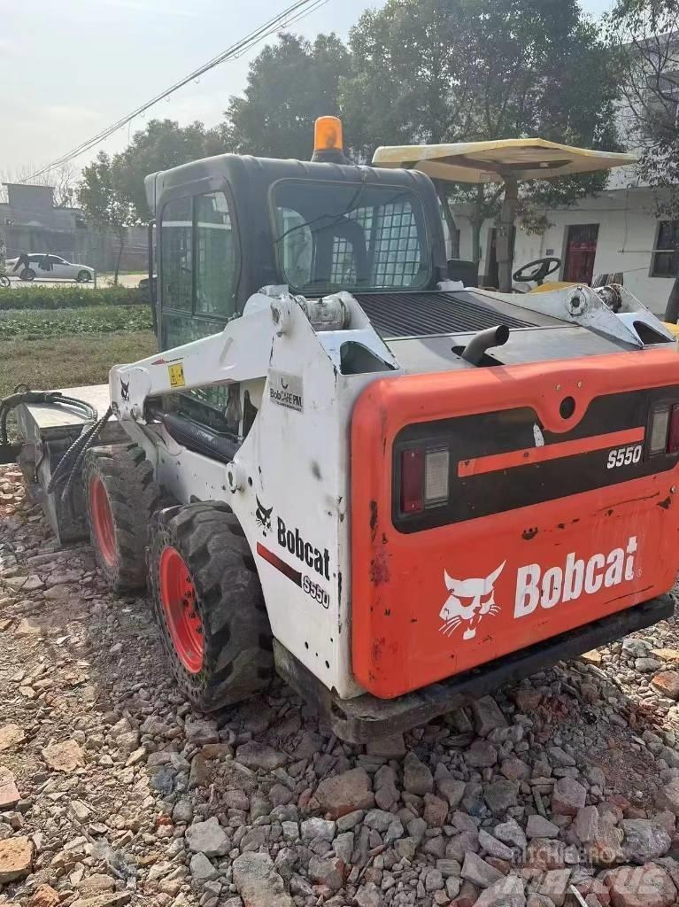Bobcat S 550 輪胎式裝載機