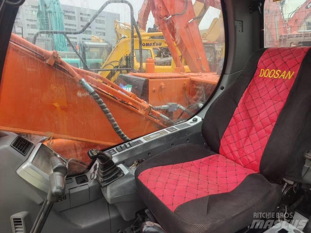 Doosan DX 140 履帶式 挖土機/掘鑿機/挖掘機