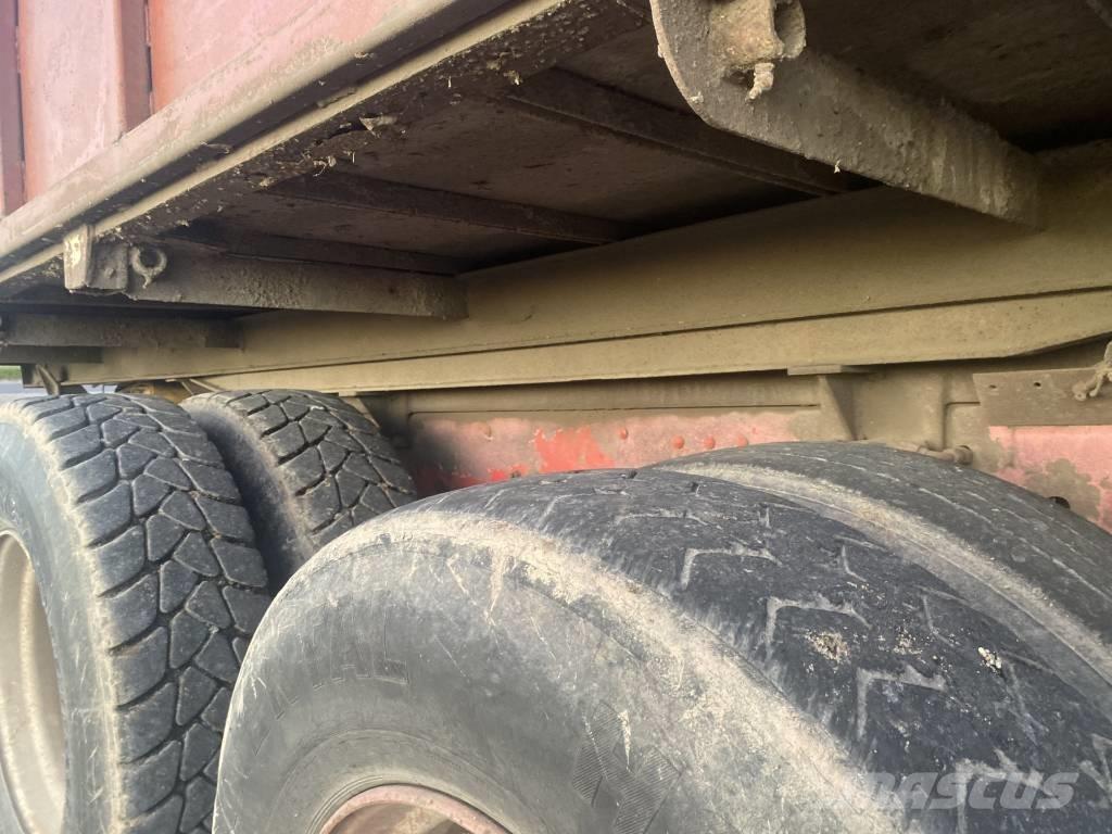 Scania vogntræk 傾卸式拖車