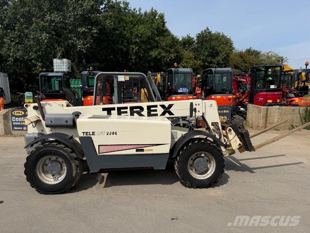 Terex 2306 伸縮臂操作車