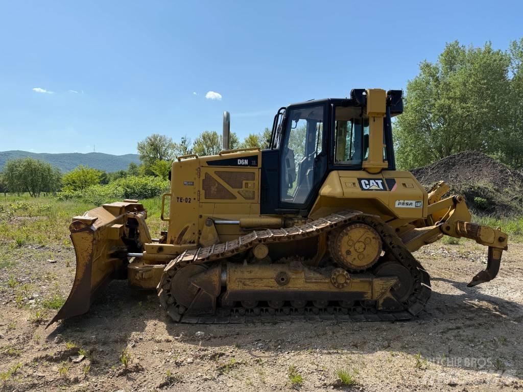 CAT D6N XL 履帶推土機