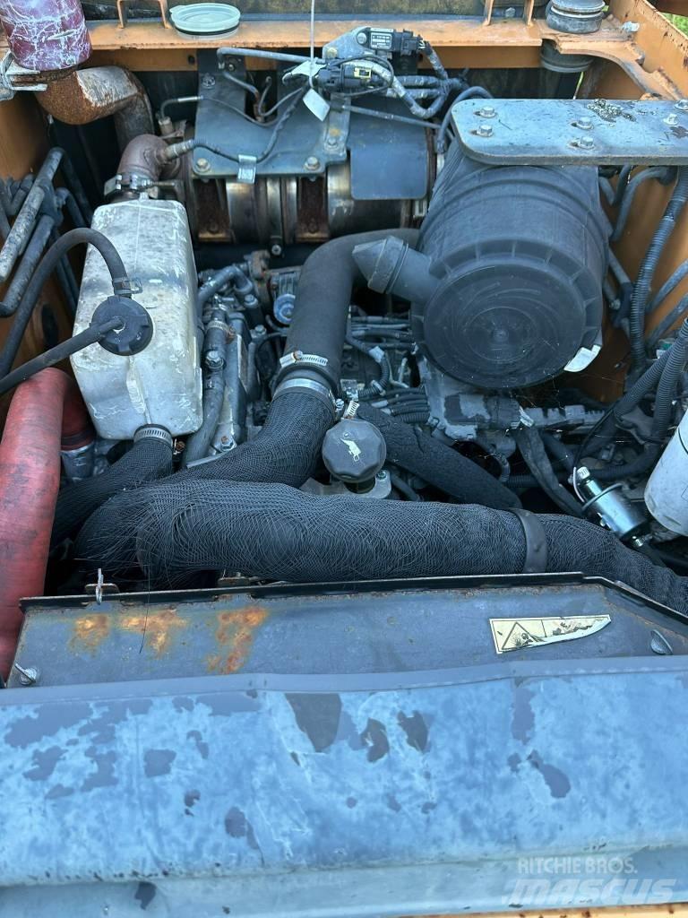 CASE SR 250 滑移轉向裝載機