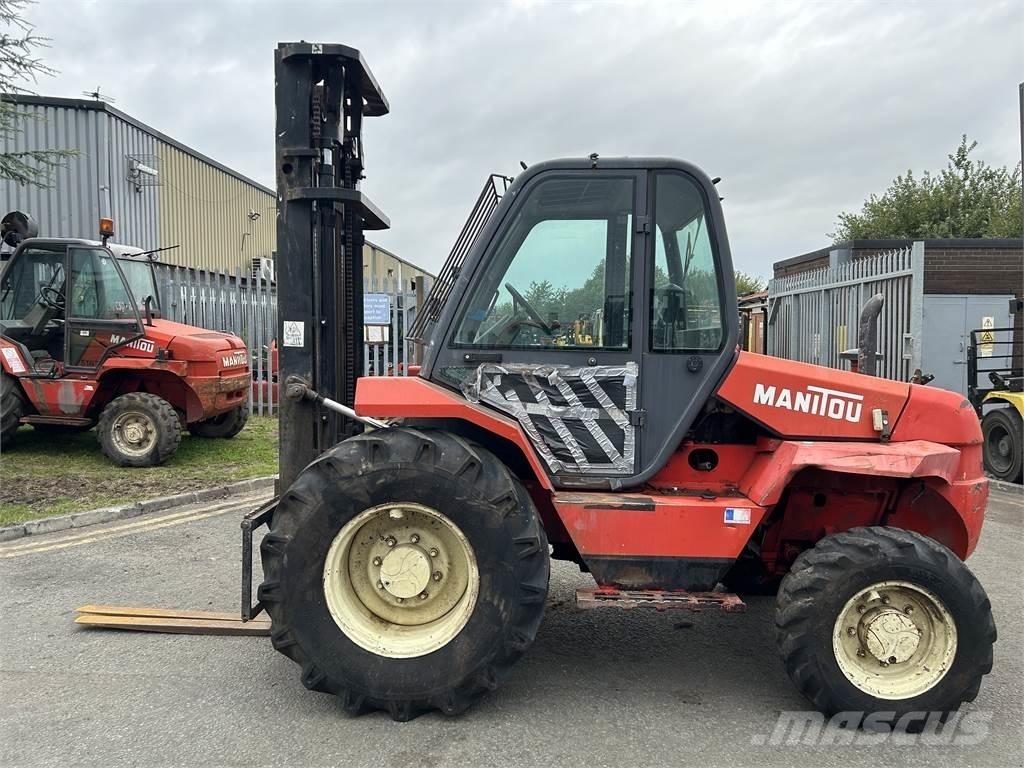 Manitou M26-4 越野車