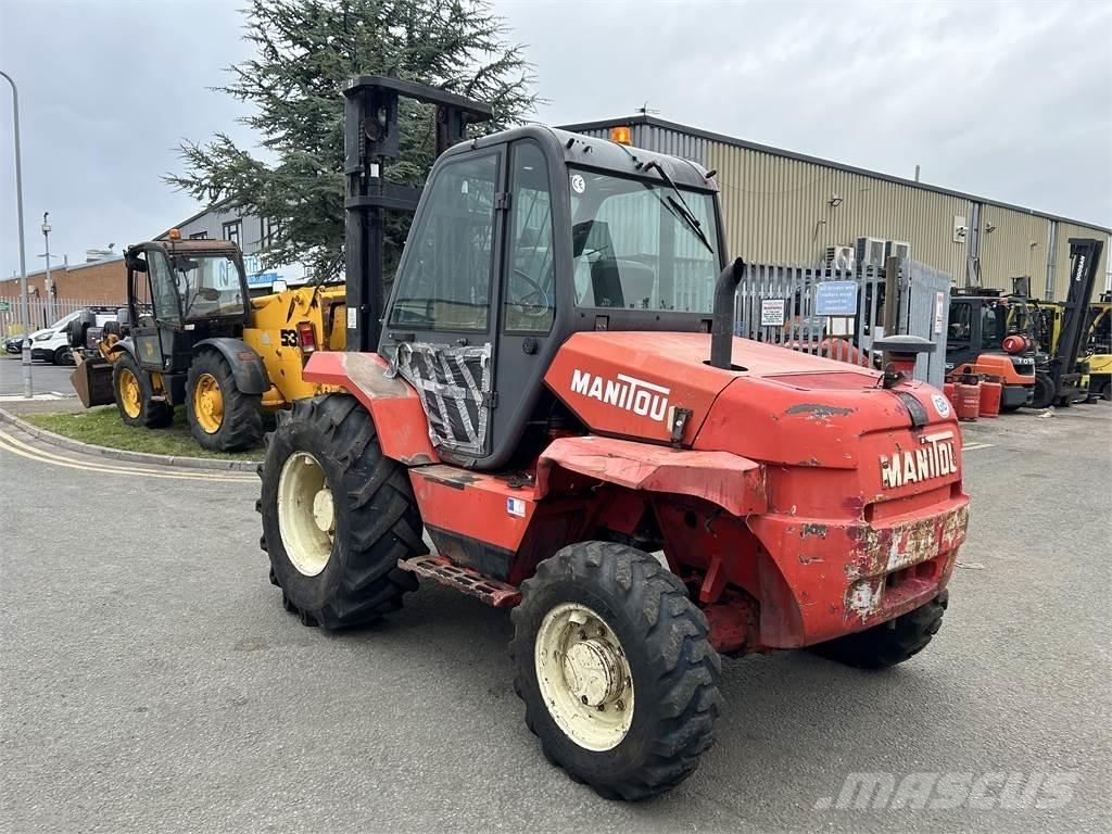 Manitou M26-4 越野車