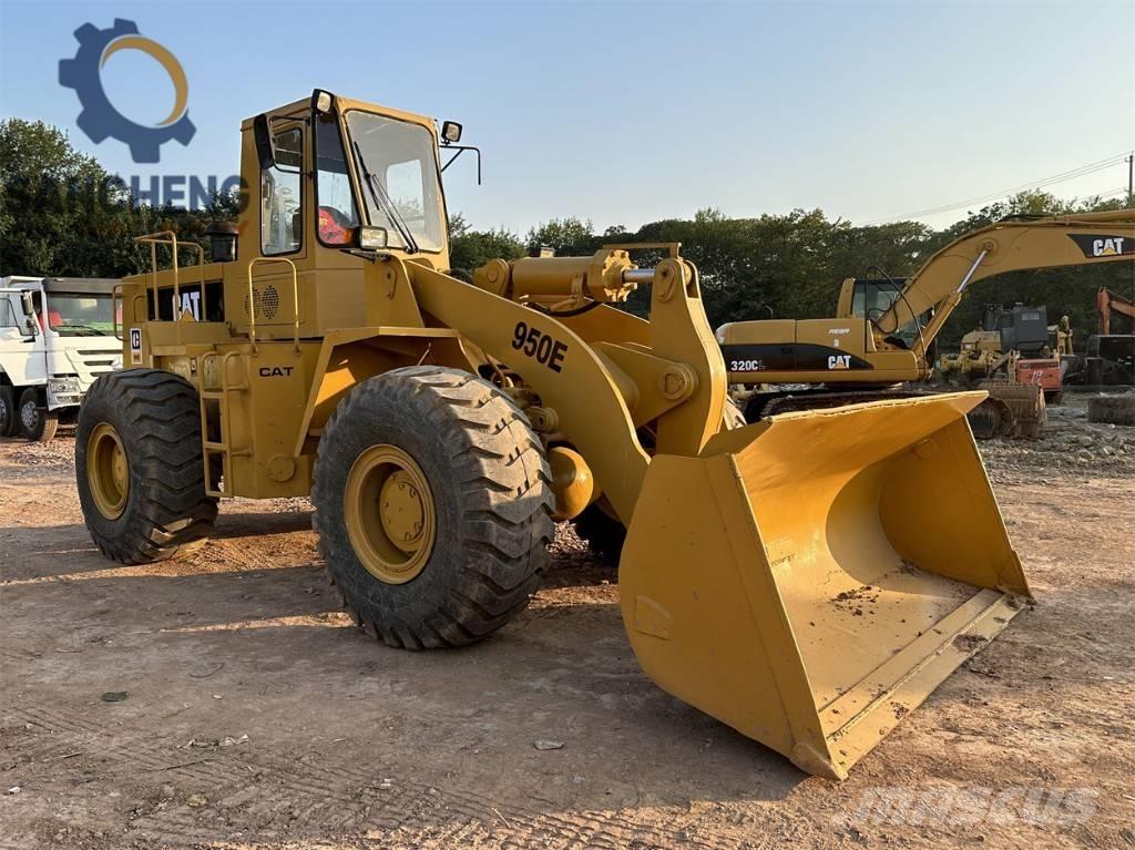 CAT 950E 輪胎式裝載機