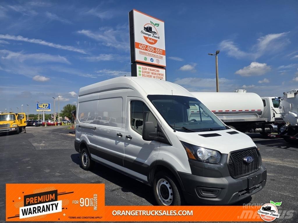 Ford Transit 260 貨箱式卡車