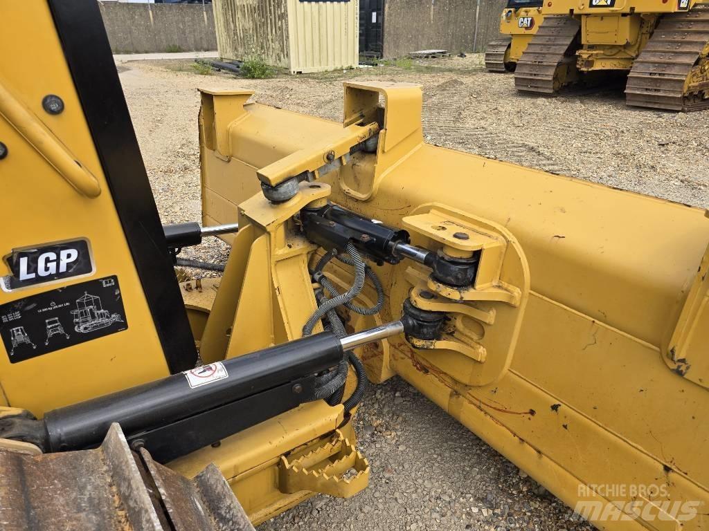 CAT D 3 LGP 履帶推土機