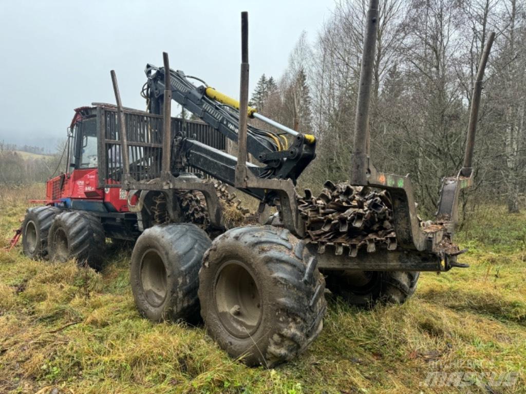 Valmet 840.2 集運機