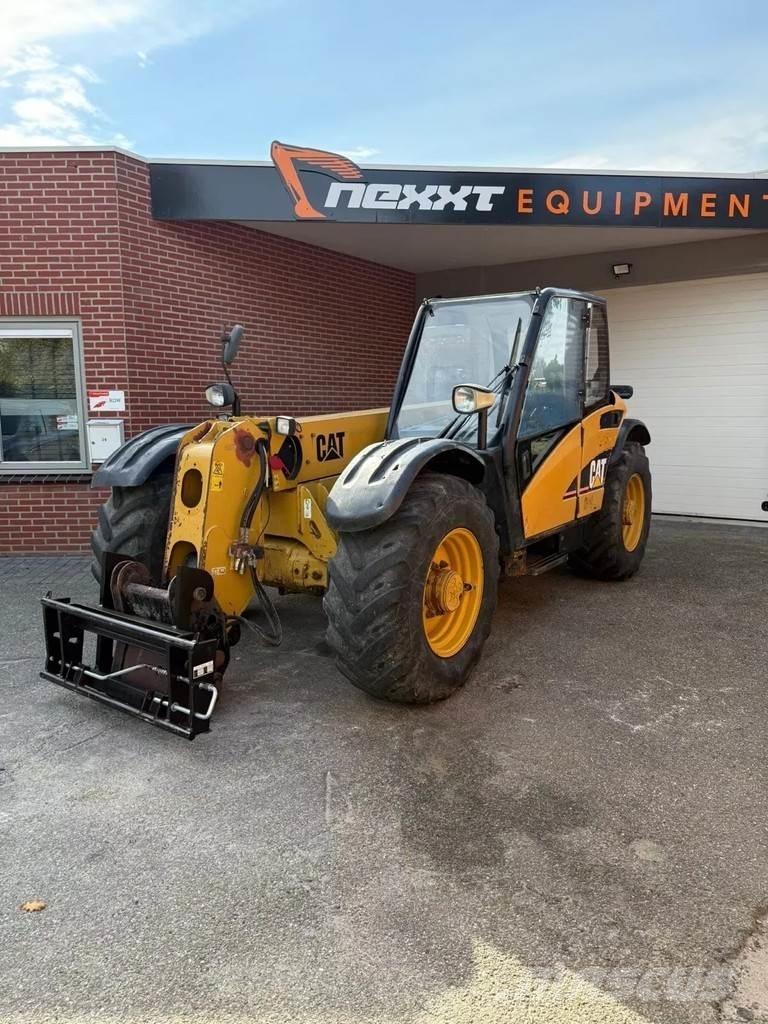 CAT TH 330 B 伸縮臂操作車