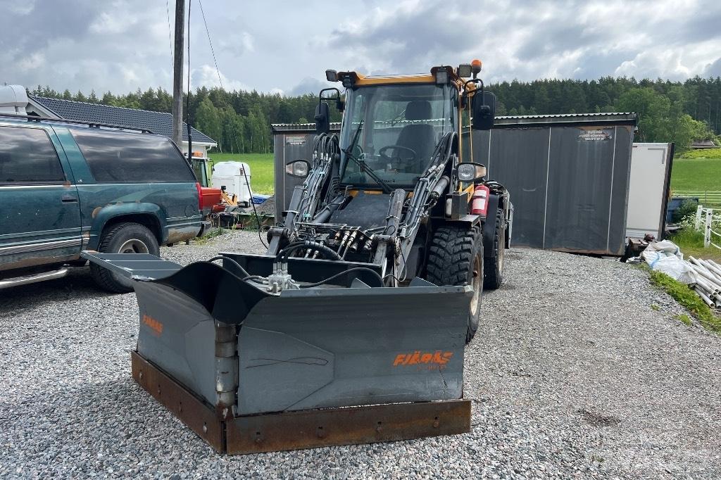 LM Trac 586 工具搬運車