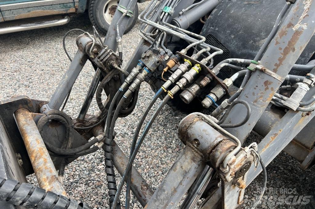 LM Trac 586 工具搬運車