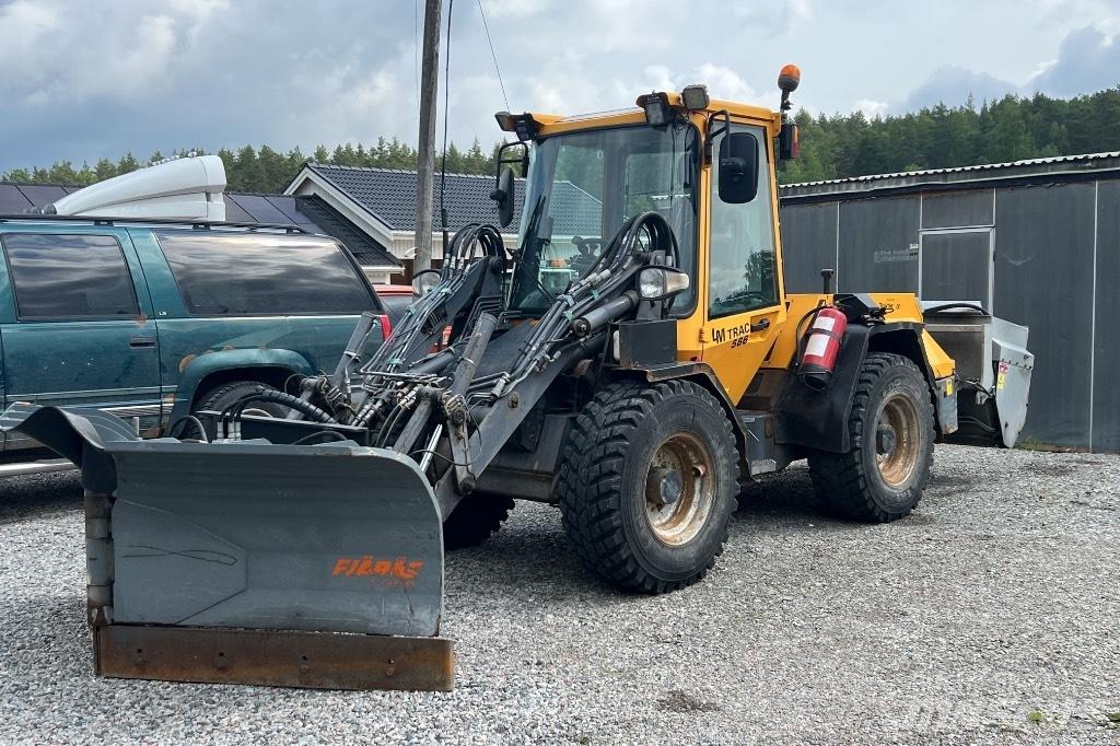 LM Trac 586 工具搬運車