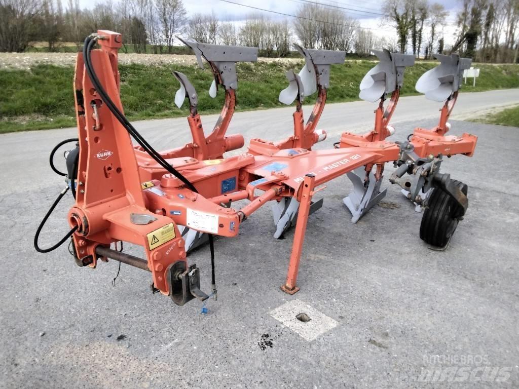 Kuhn VARIMASTER 121 雙向犁