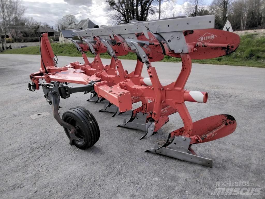 Kuhn VARIMASTER 121 雙向犁