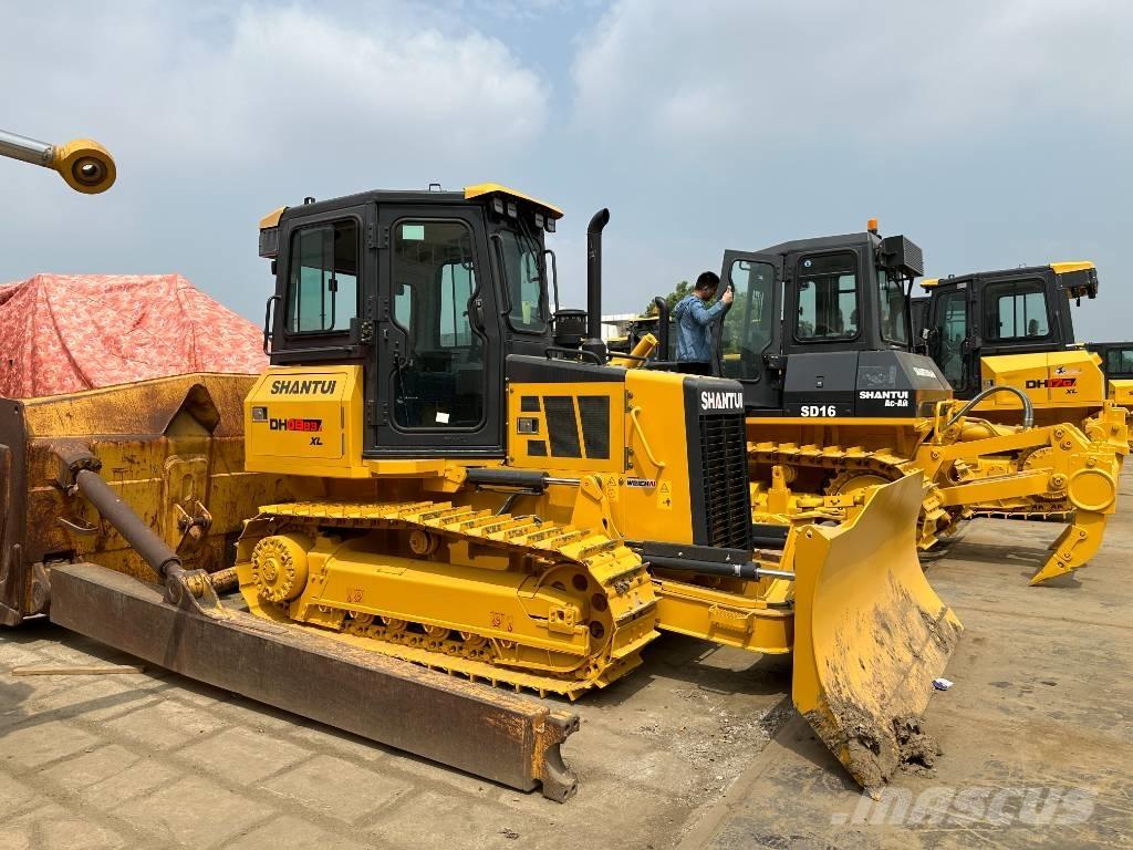 Shantui DH 13 履帶推土機
