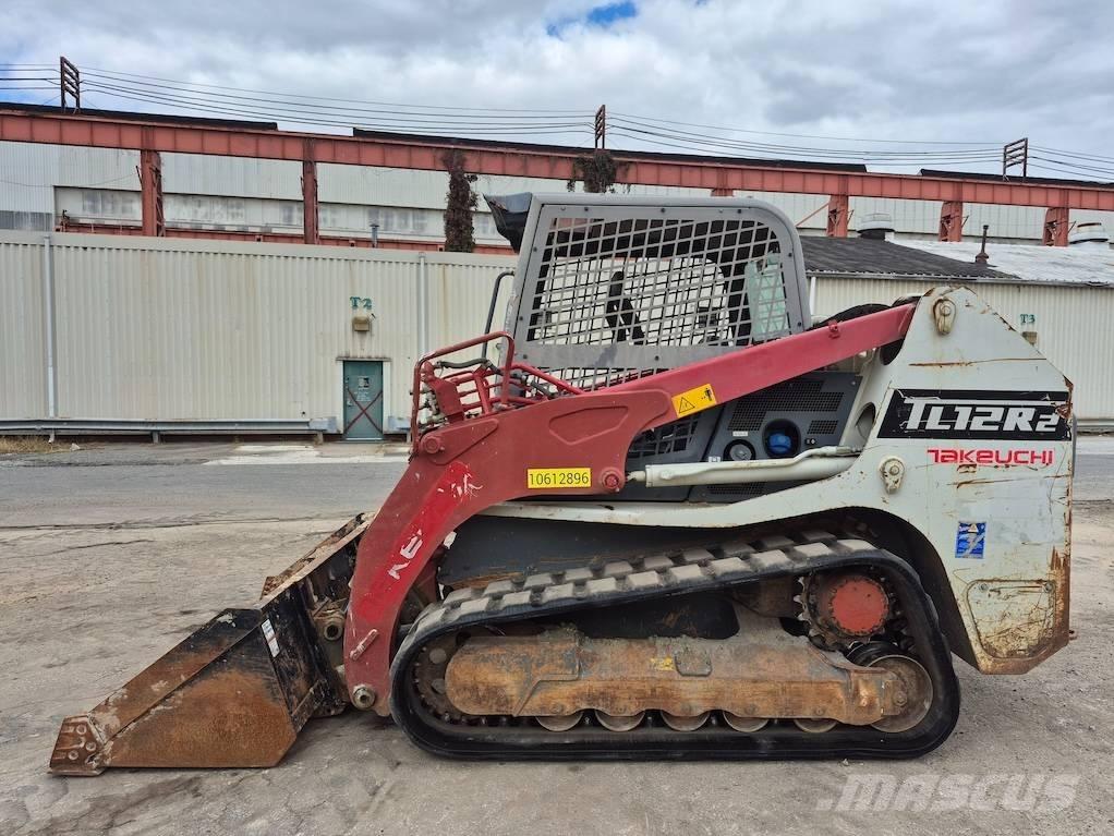 Takeuchi TL12 滑移轉向裝載機
