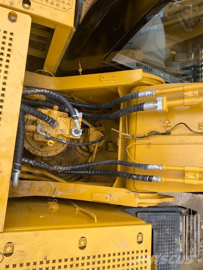CAT 330 D 履帶式 挖土機/掘鑿機/挖掘機
