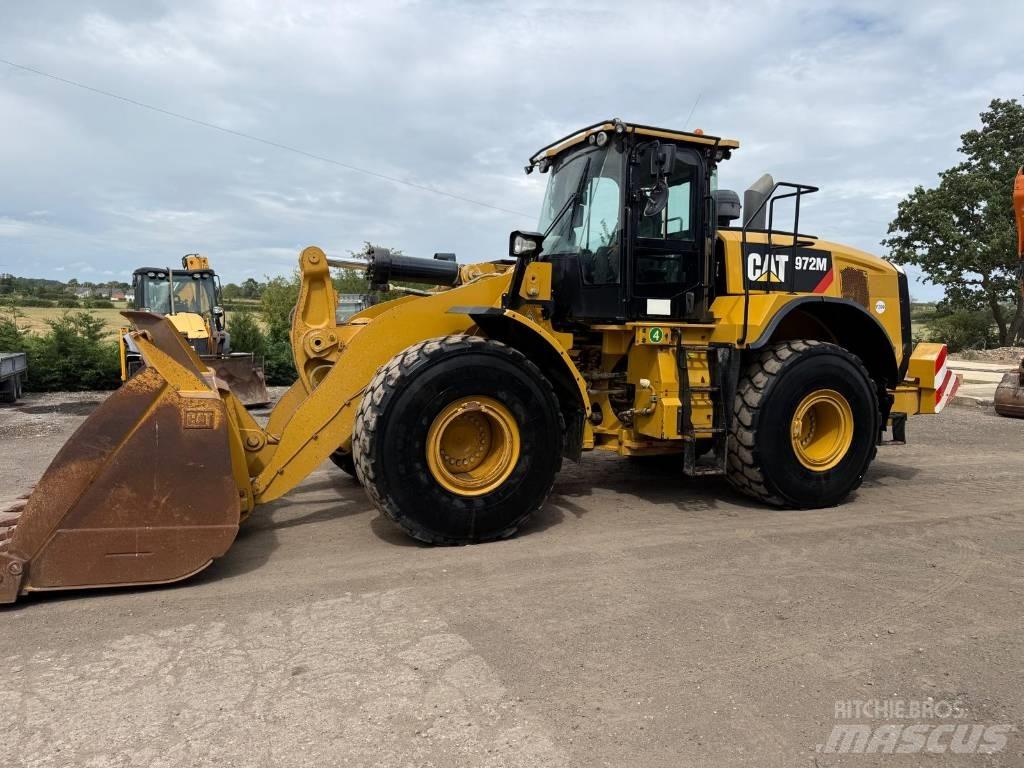 CAT 972 M 輪胎式裝載機