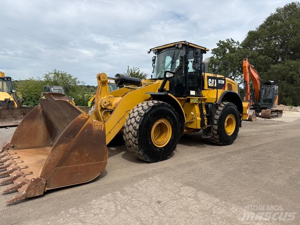 CAT 972 M 輪胎式裝載機