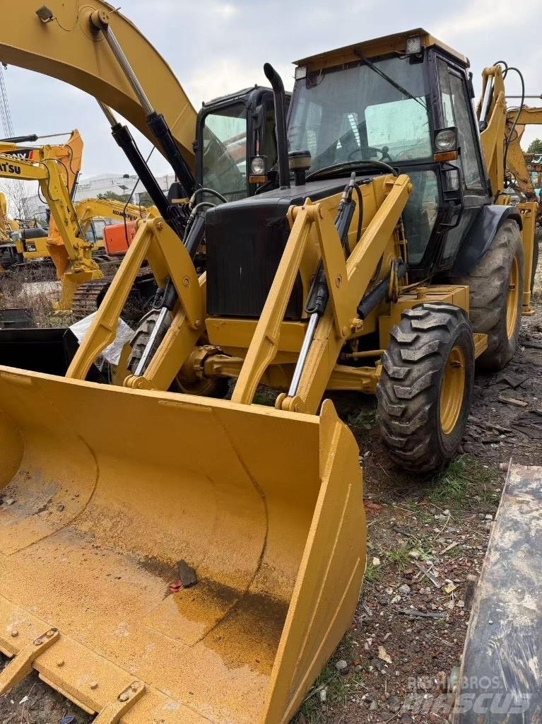 CASE 695 反鏟裝載機