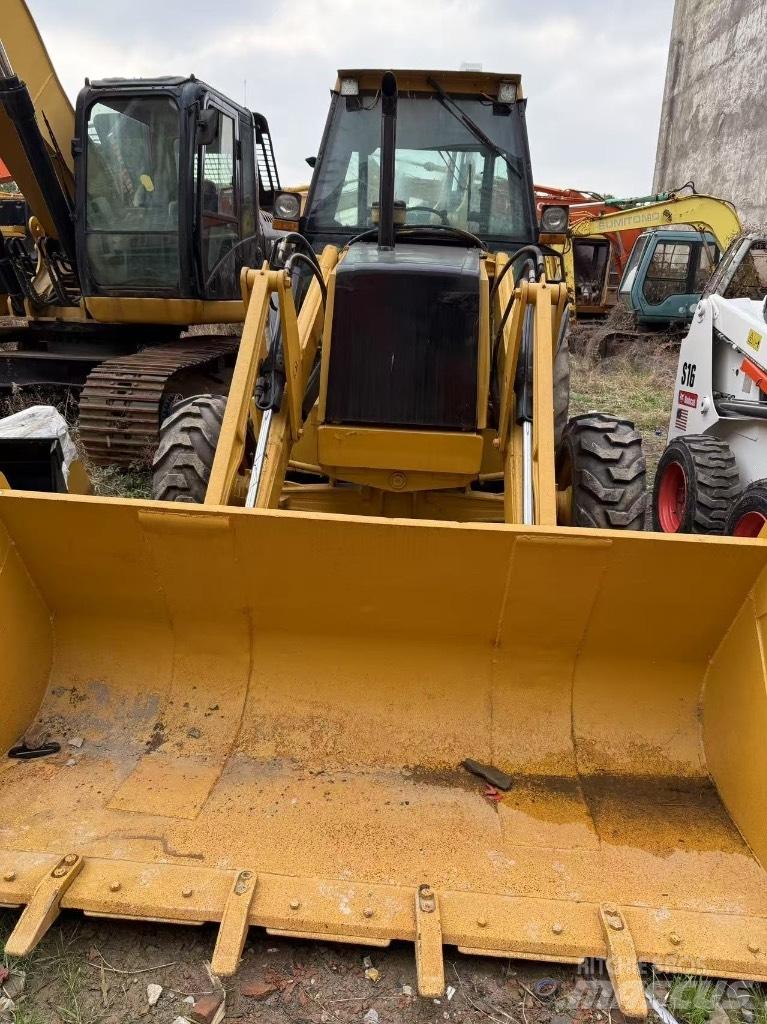 CASE 695 反鏟裝載機