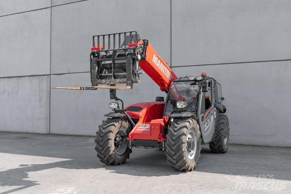 Manitou MT 930 伸縮臂操作車