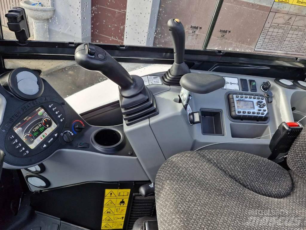 Bobcat E35z 小型挖土機/掘鑿機<7t(小型挖掘機)