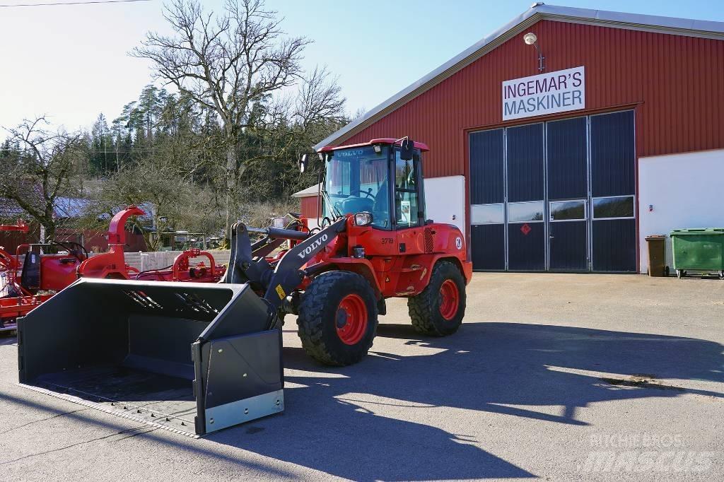 Volvo L 35 G 輪胎式裝載機