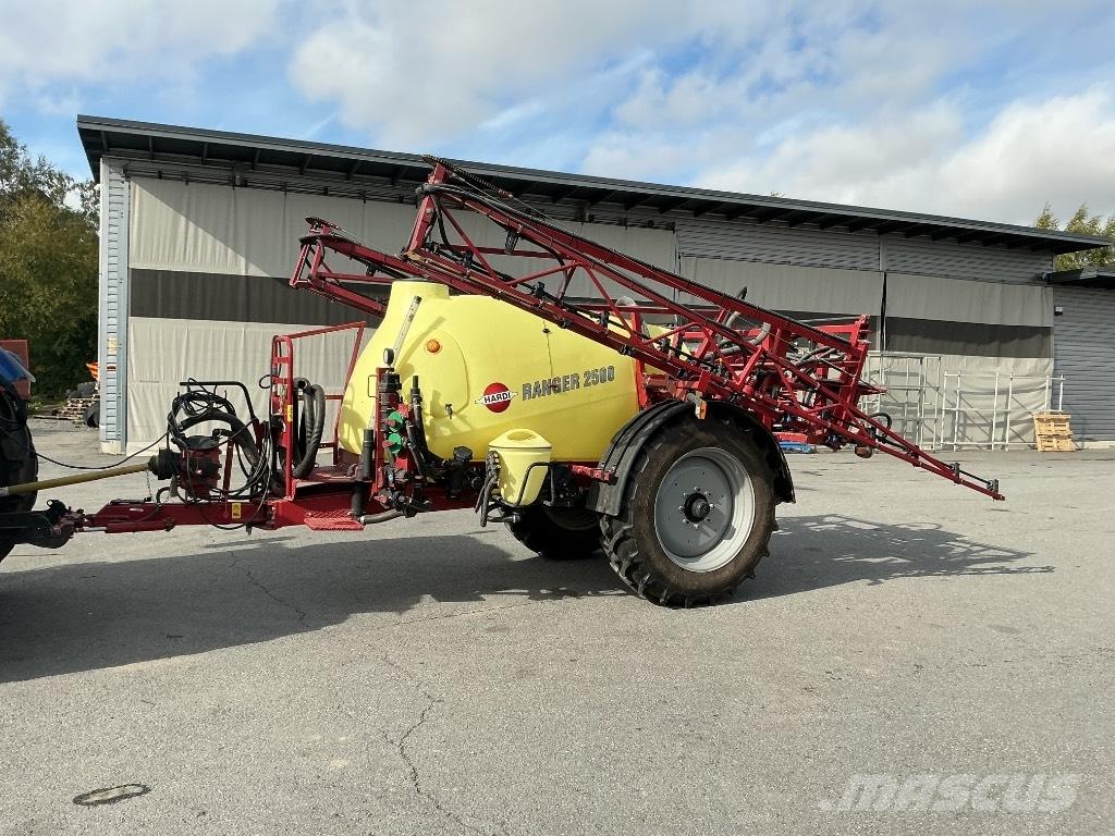 Hardi Ranger 2500 牽引式噴霧機