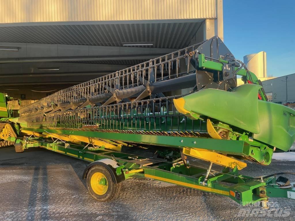 John Deere X9 1100 聯合收穫機