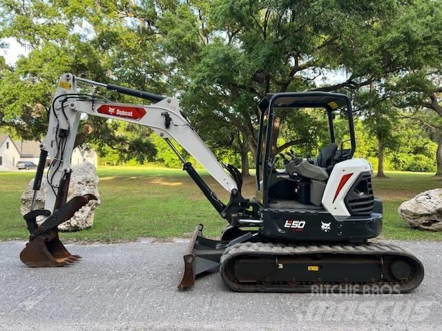 Bobcat E50R2 小型挖土機/掘鑿機<7t(小型挖掘機)