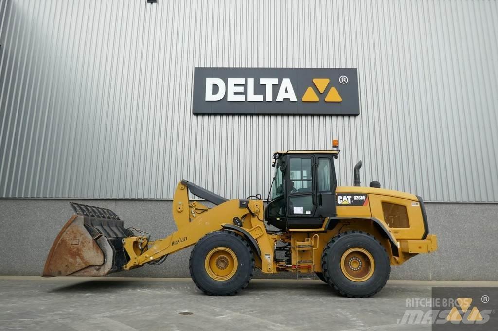 CAT 926M 輪胎式裝載機