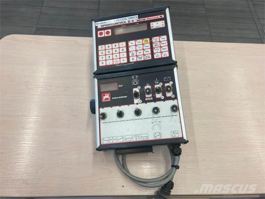 Amazone UF1000 牽引式噴霧機