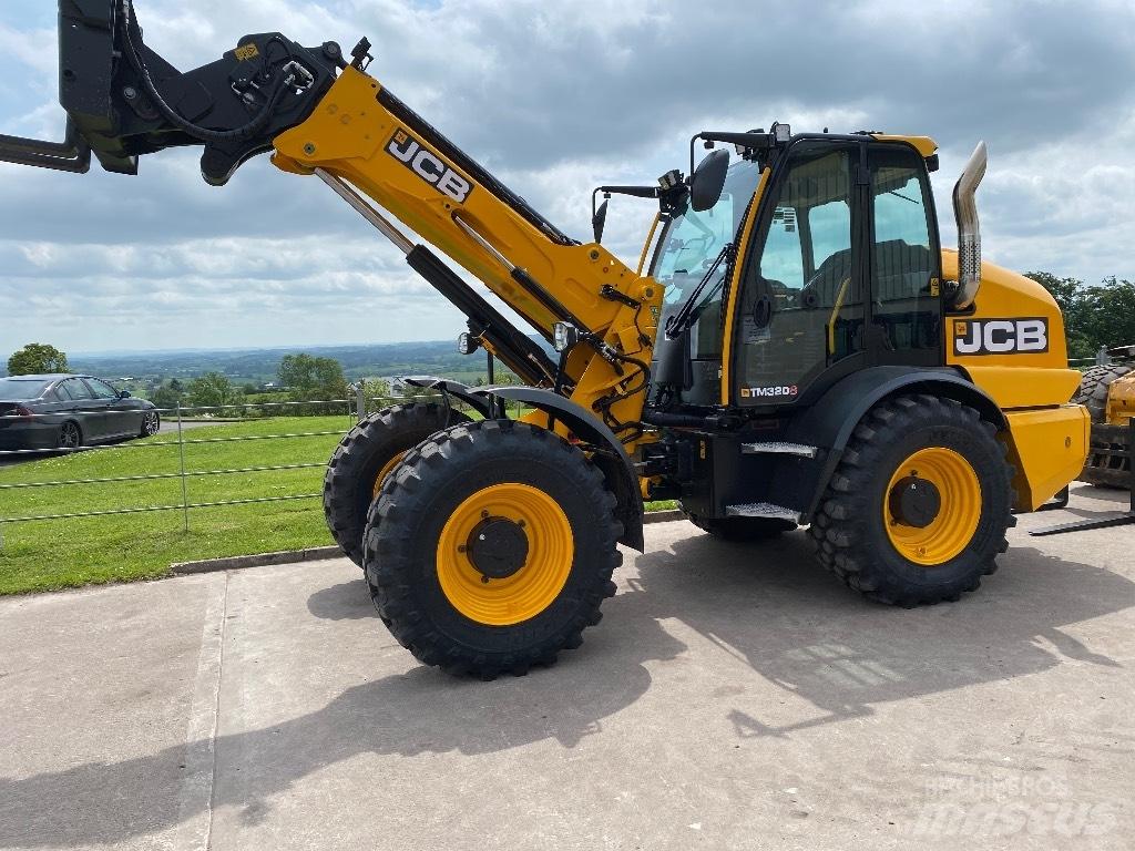 JCB TM 320 S 農業用伸縮臂裝載機