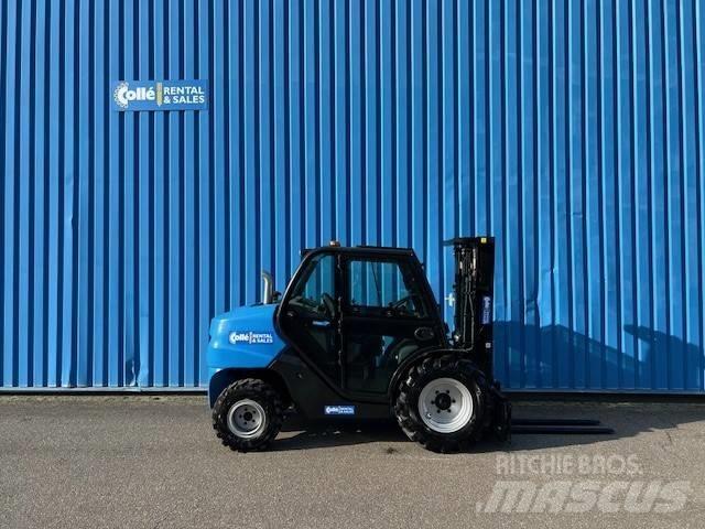 Manitou MC25-4 伸縮臂操作車