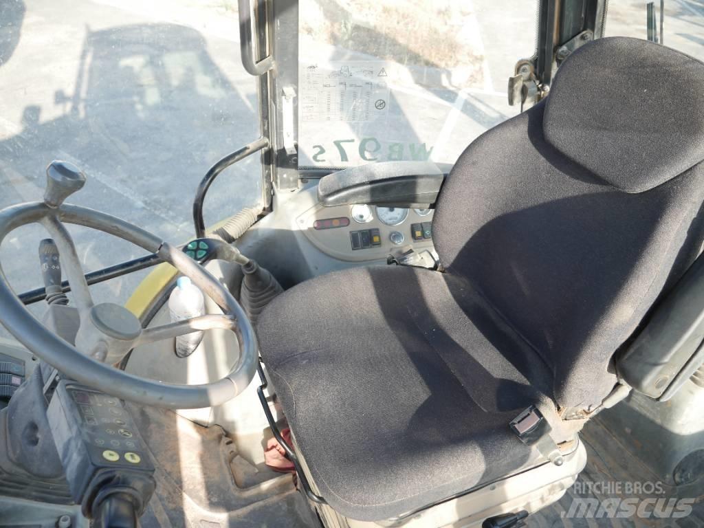 Komatsu WB 97 S-2 反鏟裝載機