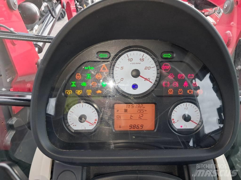 Massey Ferguson 4707 曳引機