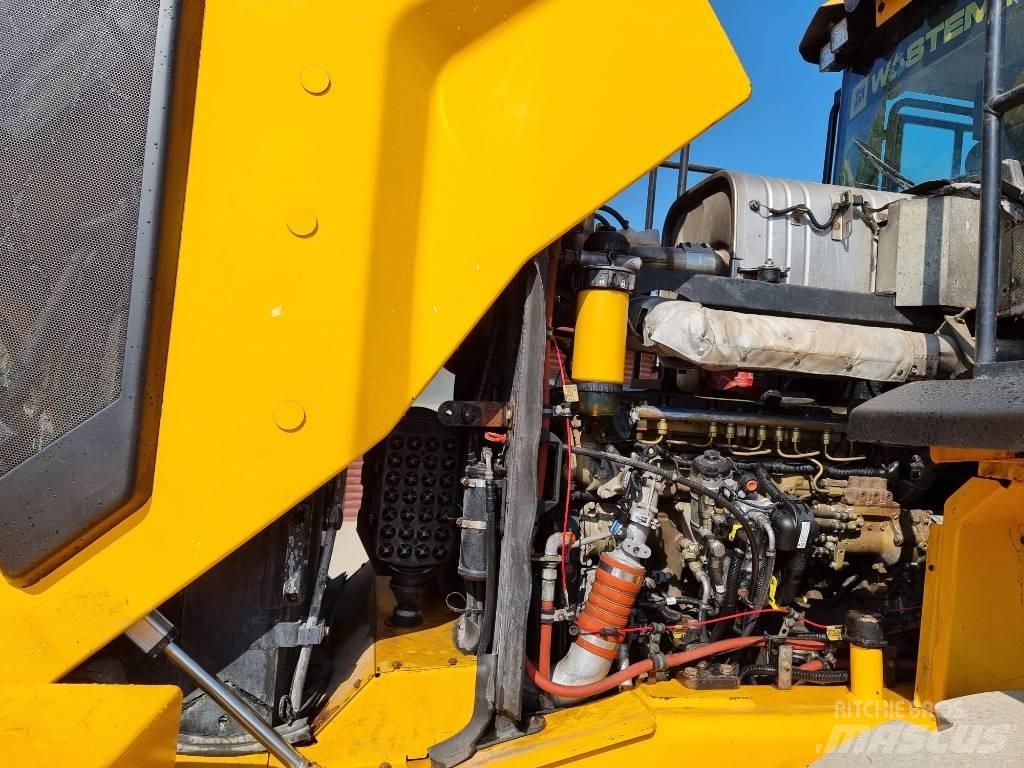 JCB 457HT 輪胎式裝載機