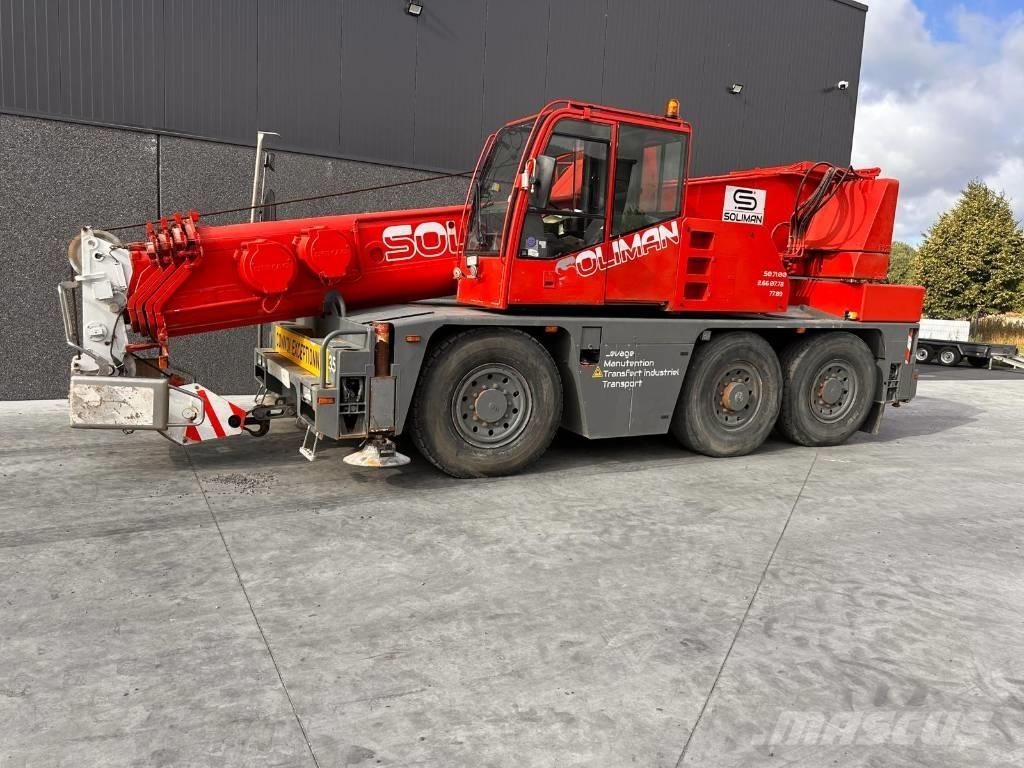 Demag AC 40-1 City 全路面起重機/吊車