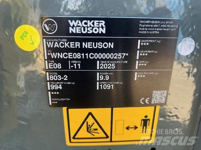 Wacker Neuson 803 小型挖土機/掘鑿機<7t(小型挖掘機)