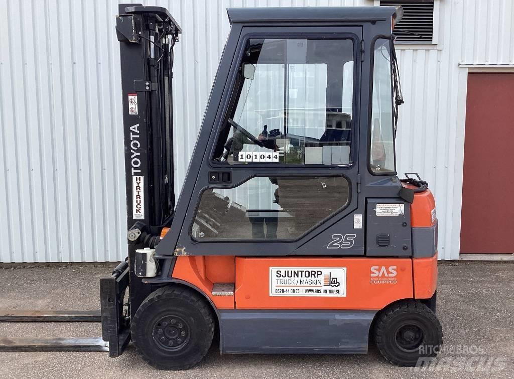 Toyota 7 FB MF 25 電動堆高機
