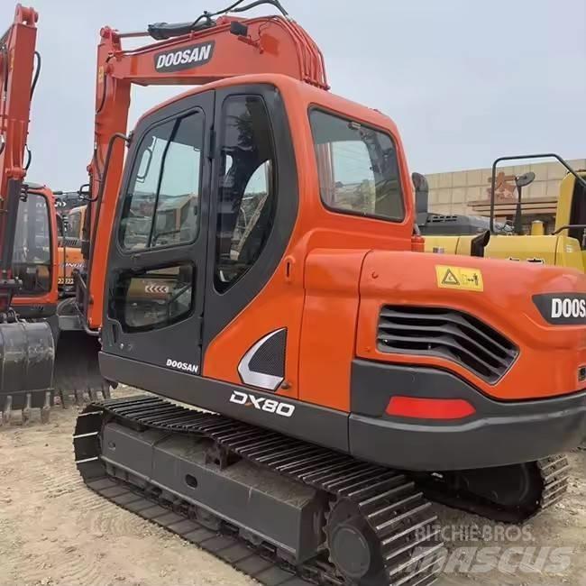 Doosan DX 80 中型挖土機/掘鑿機/挖掘機 7t-12t
