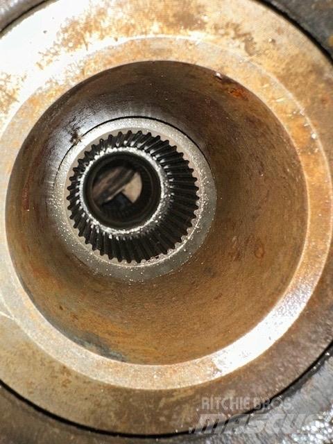 ZF 8:37 軸