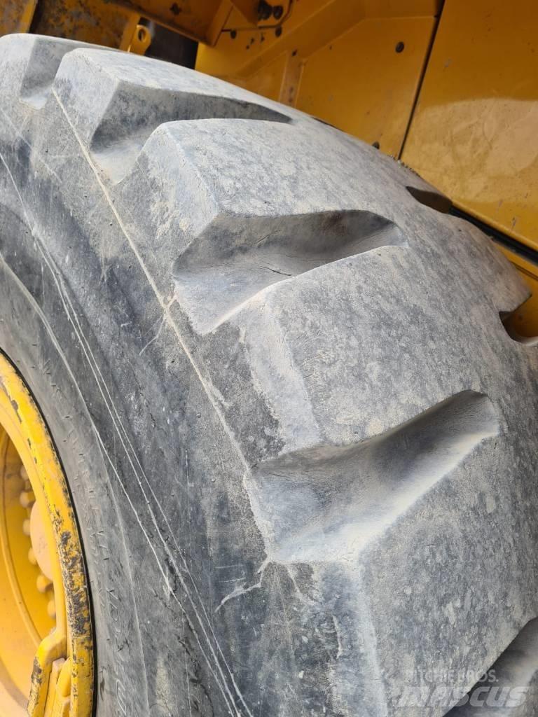Volvo L 150 H 單輪滾壓機
