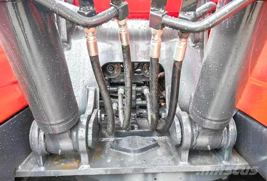 Doosan DX 140 履帶式 挖土機/掘鑿機/挖掘機