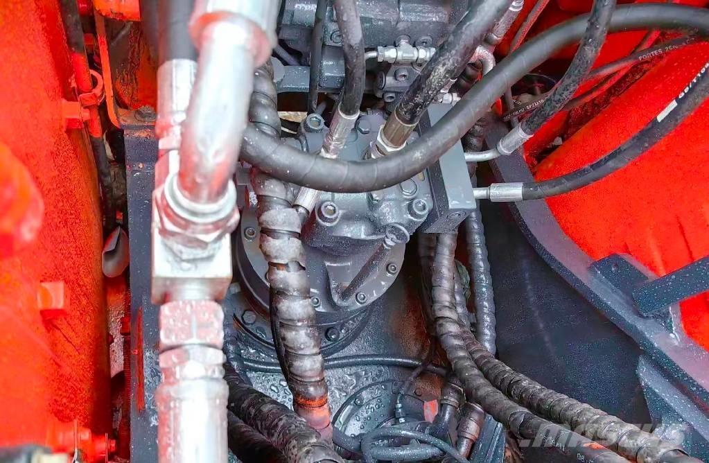 Doosan DX 140 履帶式 挖土機/掘鑿機/挖掘機