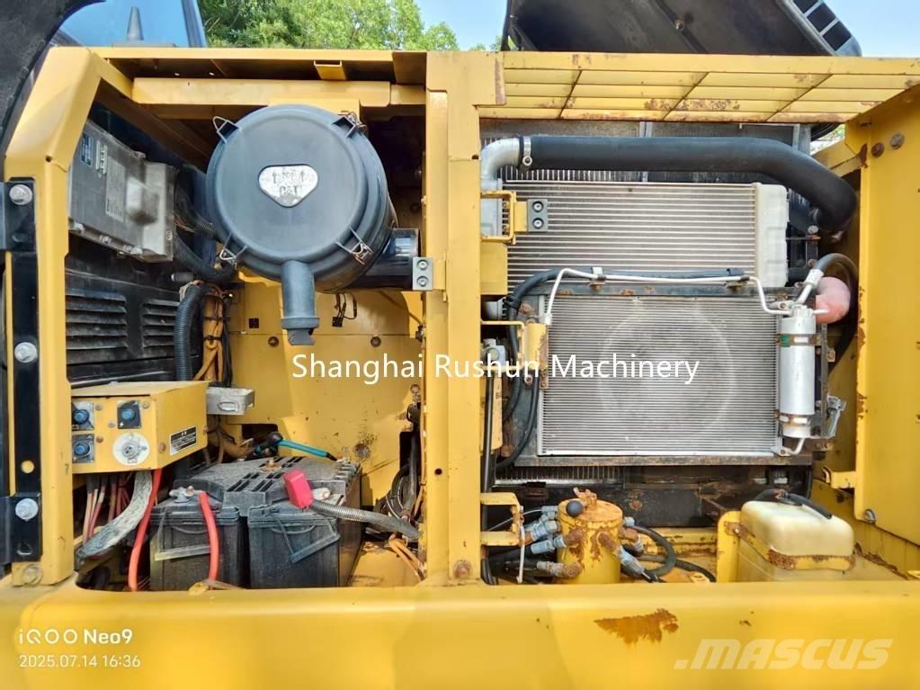 CAT 320 D 履帶式 挖土機/掘鑿機/挖掘機